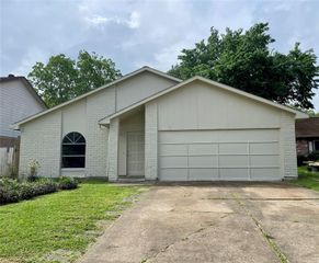 5418 Dove Forest Lane, Humble, TX 77346