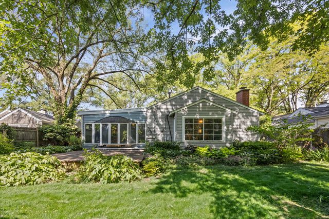 273 Churchill Street, Northfield, IL 60093