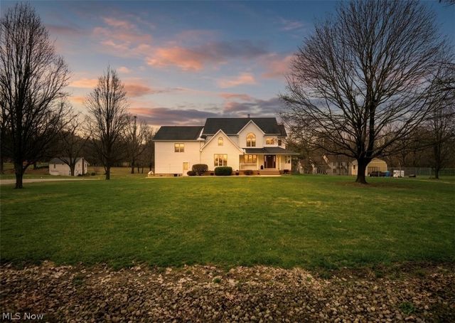 9332 Howland Springs Road SE, Warren, OH 44484