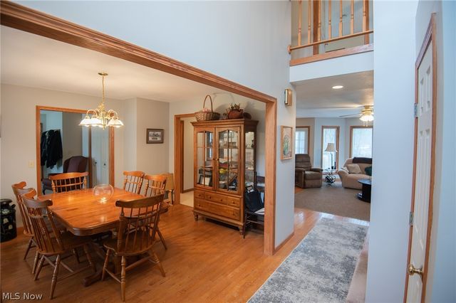 9332 Howland Springs Road SE, Warren, OH 44484