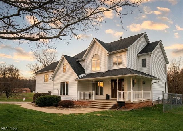 9332 Howland Springs Road SE, Warren, OH 44484