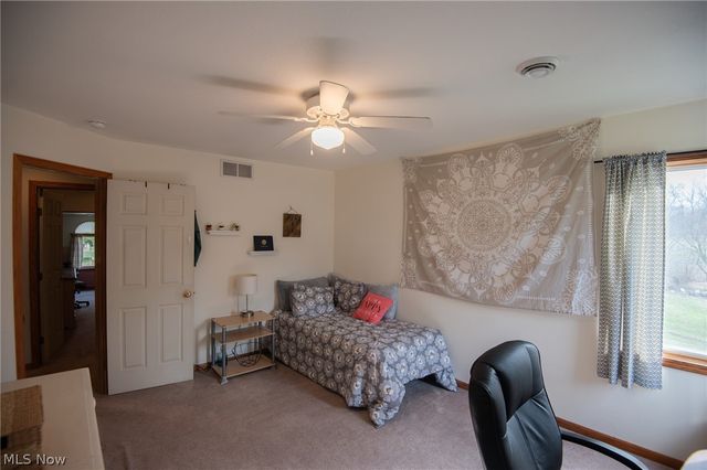 9332 Howland Springs Road SE, Warren, OH 44484