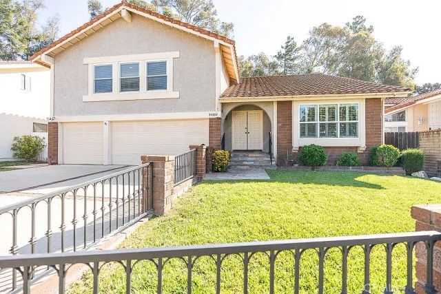 20892 Avenida Amapola, Lake Forest, CA 92630