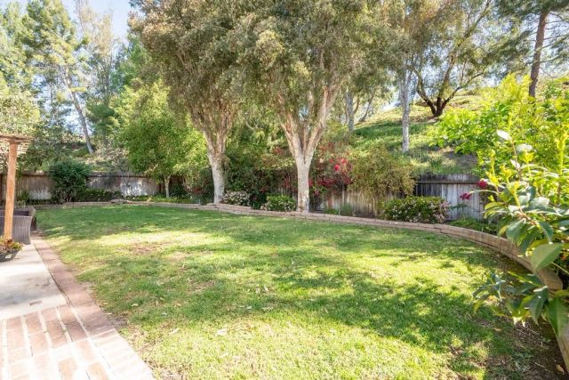 20892 Avenida Amapola, Lake Forest, CA 92630