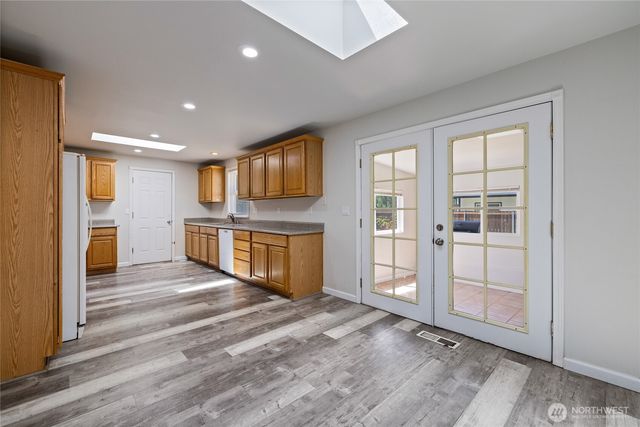 17916 40th Avenue E, Tacoma, WA 98446