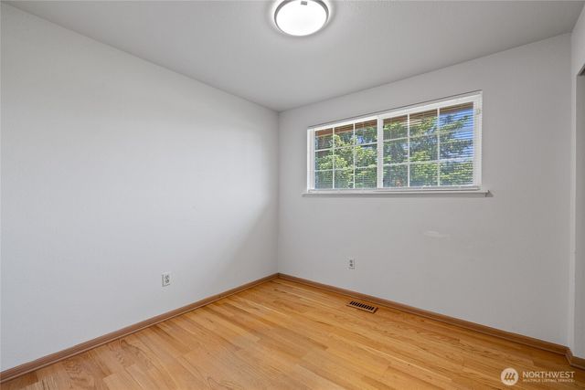 17916 40th Avenue E, Tacoma, WA 98446