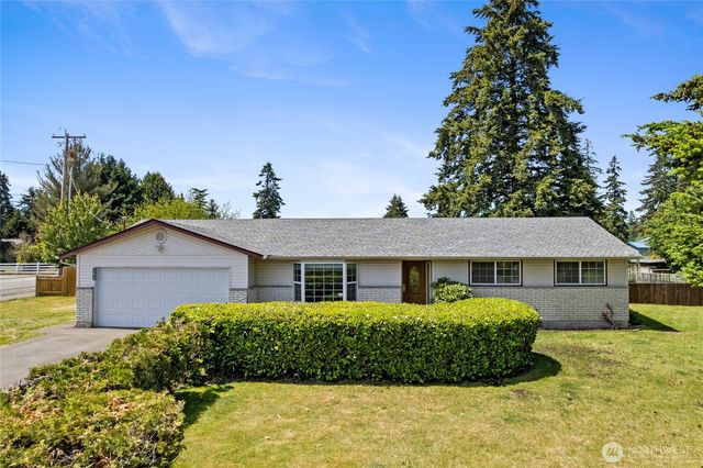 17916 40th Avenue E, Tacoma, WA 98446