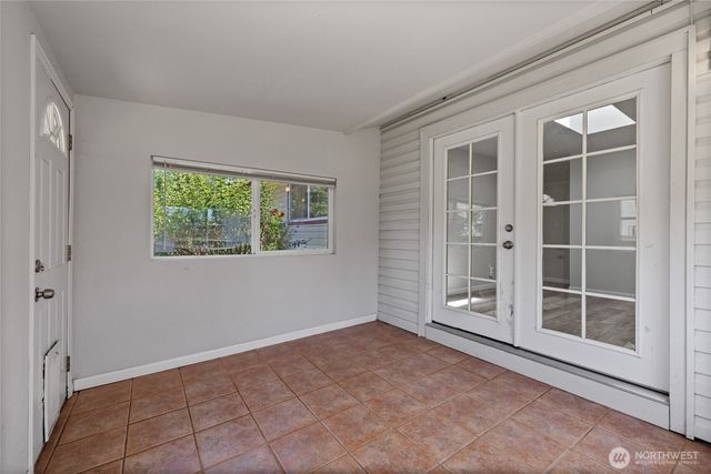 17916 40th Avenue E, Tacoma, WA 98446
