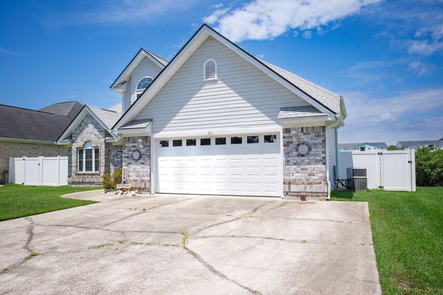 311 Pilothouse Dr., Myrtle Beach, SC 29577