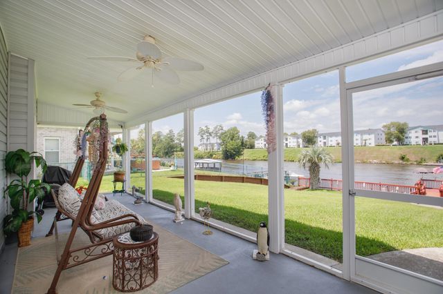 311 Pilothouse Dr., Myrtle Beach, SC 29577