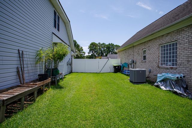 311 Pilothouse Dr., Myrtle Beach, SC 29577