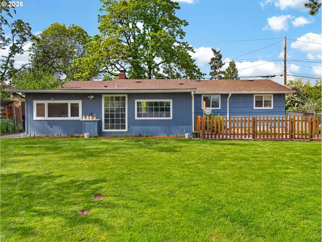 7812 Se CRYSTAL SPRINGS Blvd, Portland, OR 97206