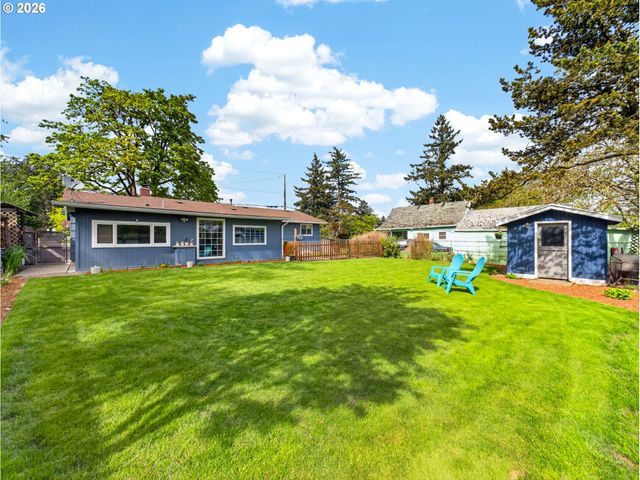 7812 Se CRYSTAL SPRINGS Blvd, Portland, OR 97206