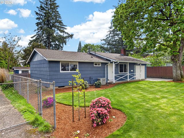 7812 Se CRYSTAL SPRINGS Blvd, Portland, OR 97206