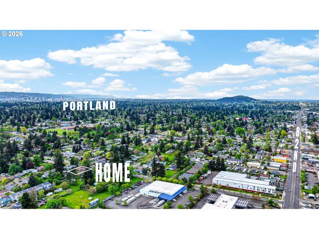 7812 Se CRYSTAL SPRINGS Blvd, Portland, OR 97206
