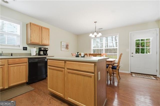 11 Nashport Lane, Dawsonville, GA 30534