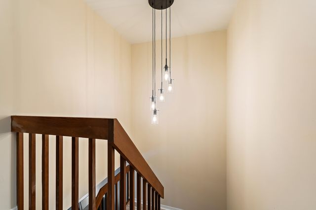 402 SE Castle Court, Port St. Lucie, Port St Lucie, FL 34952