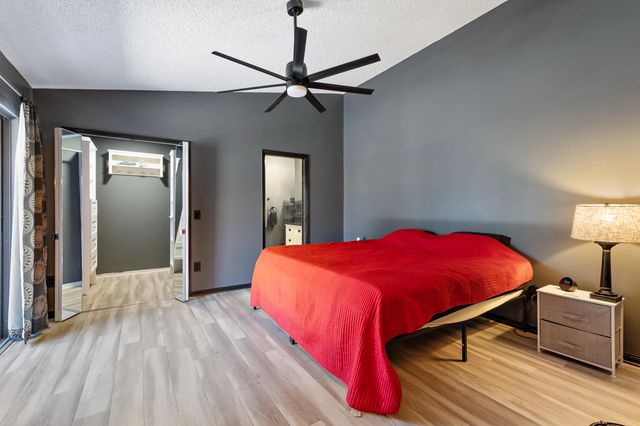 402 SE Castle Court, Port St. Lucie, Port St Lucie, FL 34952