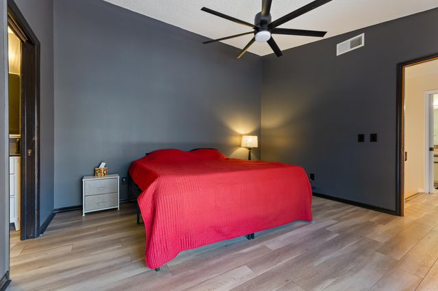 402 SE Castle Court, Port St. Lucie, Port St Lucie, FL 34952