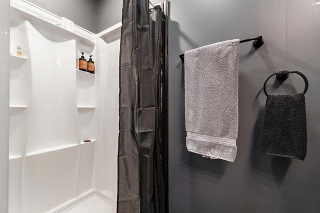 402 SE Castle Court, Port St. Lucie, Port St Lucie, FL 34952