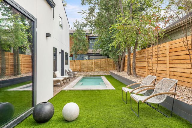 1003 Juanita ST, Austin, TX 78704