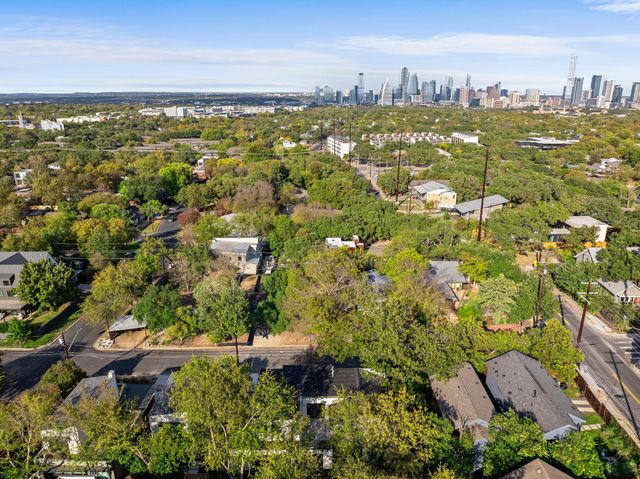 1003 Juanita ST, Austin, TX 78704