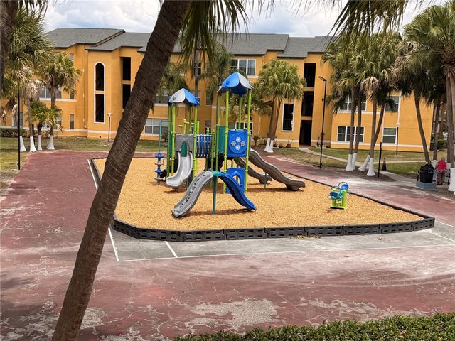 5761 GATLIN AVENUE 526, Orlando, FL 32822