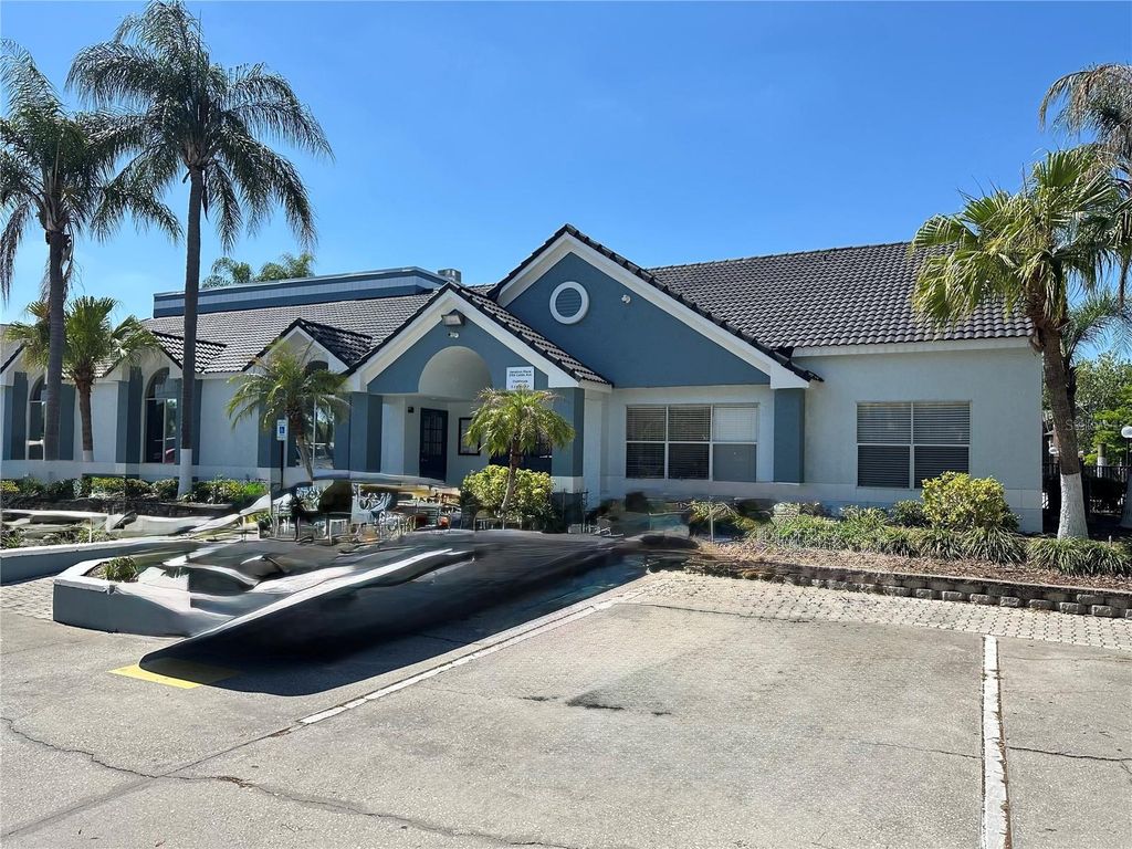 5761 GATLIN AVENUE 526, Orlando, FL 32822