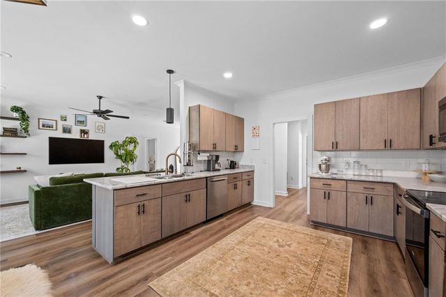 10140 Desiree S Court, Theodore, AL 36582