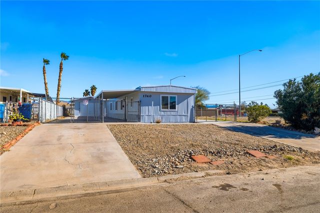 1740 Bluebonnet Boulevard, Bullhead City, AZ 86442