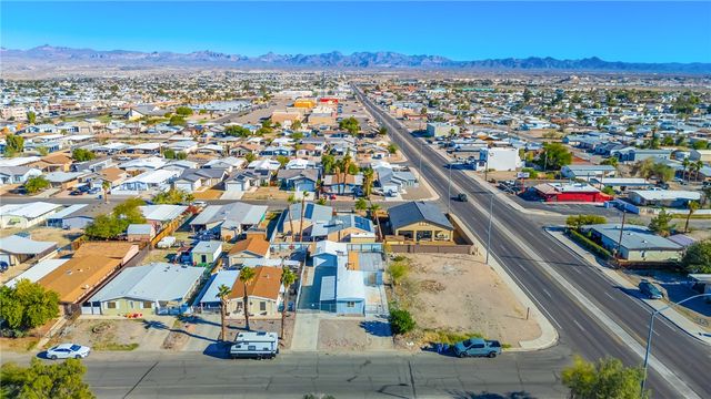 1740 Bluebonnet Boulevard, Bullhead City, AZ 86442
