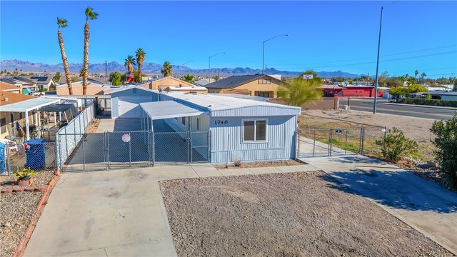 1740 Bluebonnet Boulevard, Bullhead City, AZ 86442