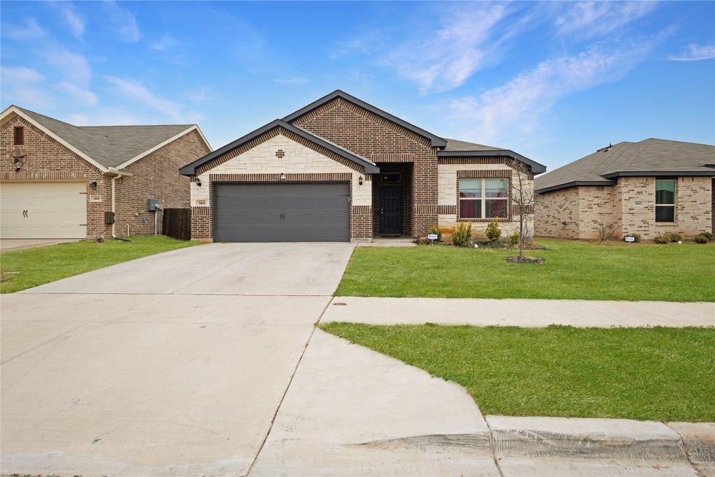 3464 Montego Bay Lane, Fort Worth, TX 76123
