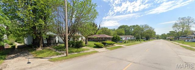 5009 Caseyville Avenue, East St Louis, IL 62204