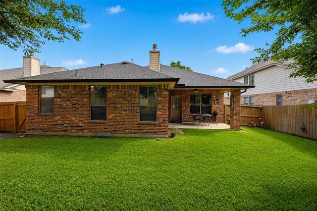 8635 Sunny Gallop Drive, Tomball, TX 77375