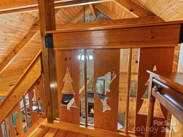 65 Charleston Harbor Drive, Saluda, NC 28773