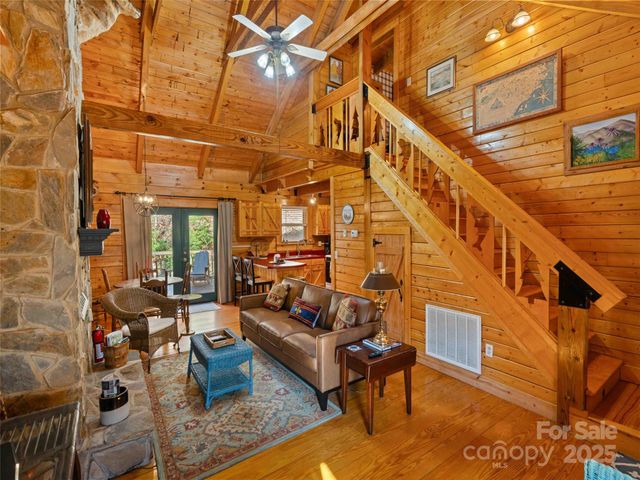 65 Charleston Harbor Drive, Saluda, NC 28773