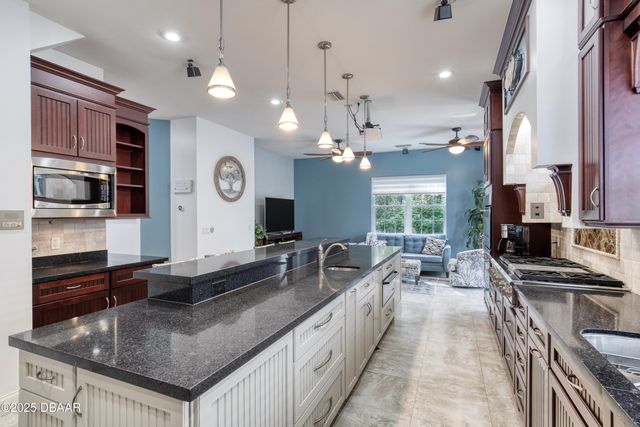 20 Spanish Oak Lane, Ormond Beach, FL 32174