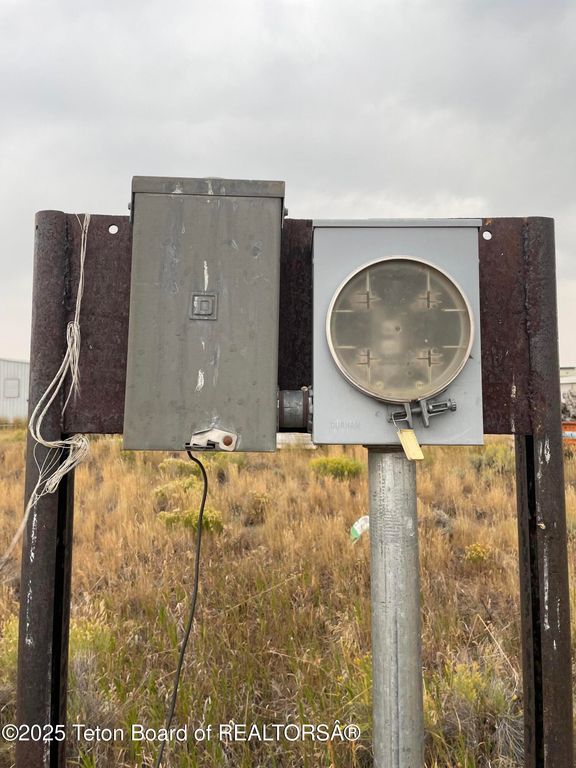 167 MEADOW LARK Lane, Boulder, WY 82923