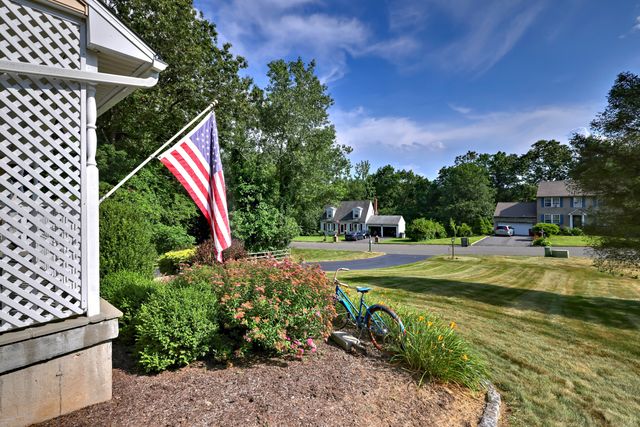67 Nicole Drive, Naugatuck, CT 06770