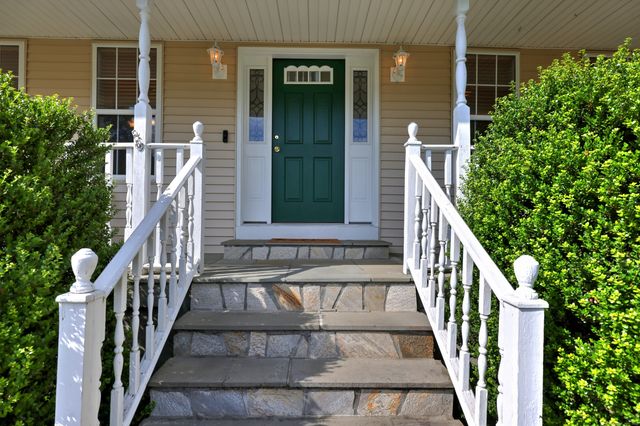 67 Nicole Drive, Naugatuck, CT 06770