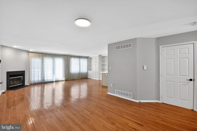 74 CASTLETON RD, Princeton, NJ 08540