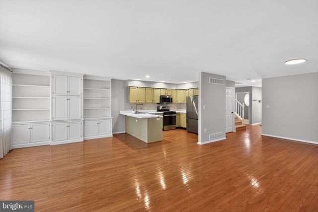 74 CASTLETON RD, Princeton, NJ 08540