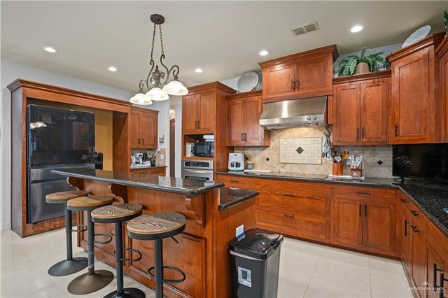 306 Driftwood Avenue, Mission, TX 78572