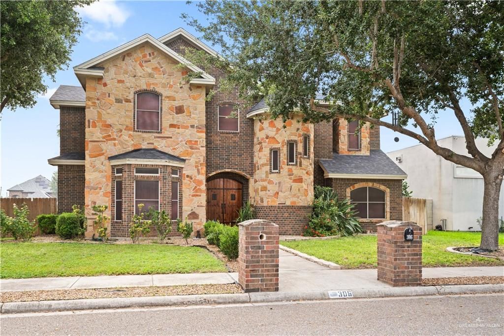 306 Driftwood Avenue, Mission, TX 78572
