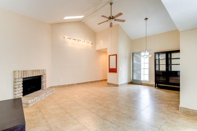 9809 Richmond Avenue H13, Houston, TX 77042