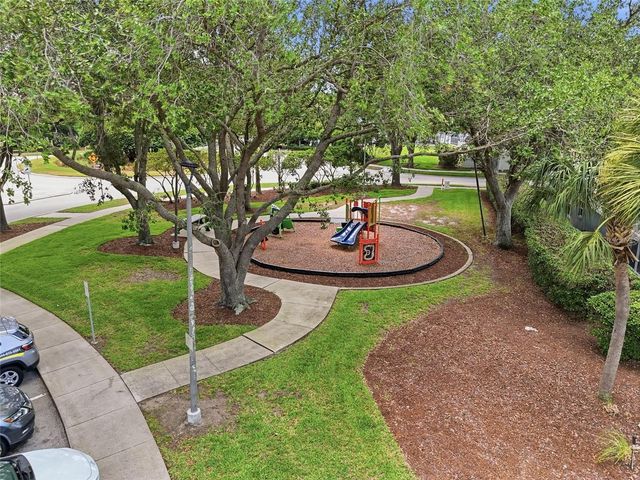 458 BLOOMINGDALE DRIVE, Davenport, FL 33837