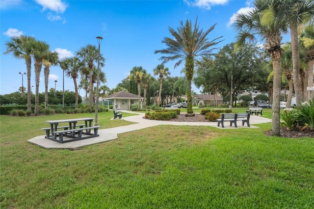 458 BLOOMINGDALE DRIVE, Davenport, FL 33837