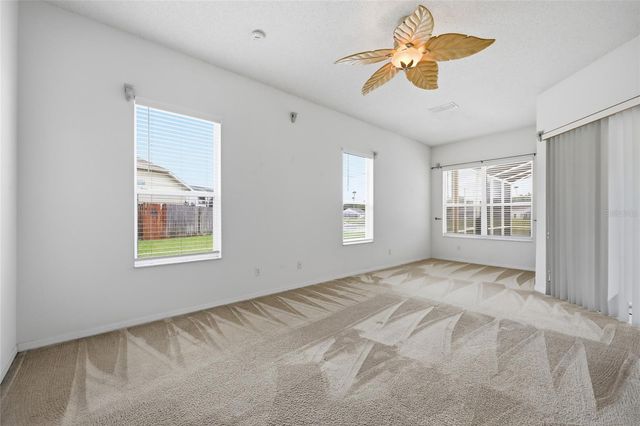 458 BLOOMINGDALE DRIVE, Davenport, FL 33837