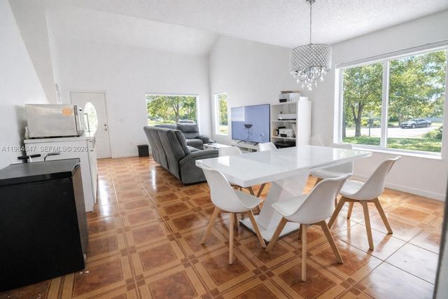 14615 SW 142nd Place Circle, Miami, FL 33186